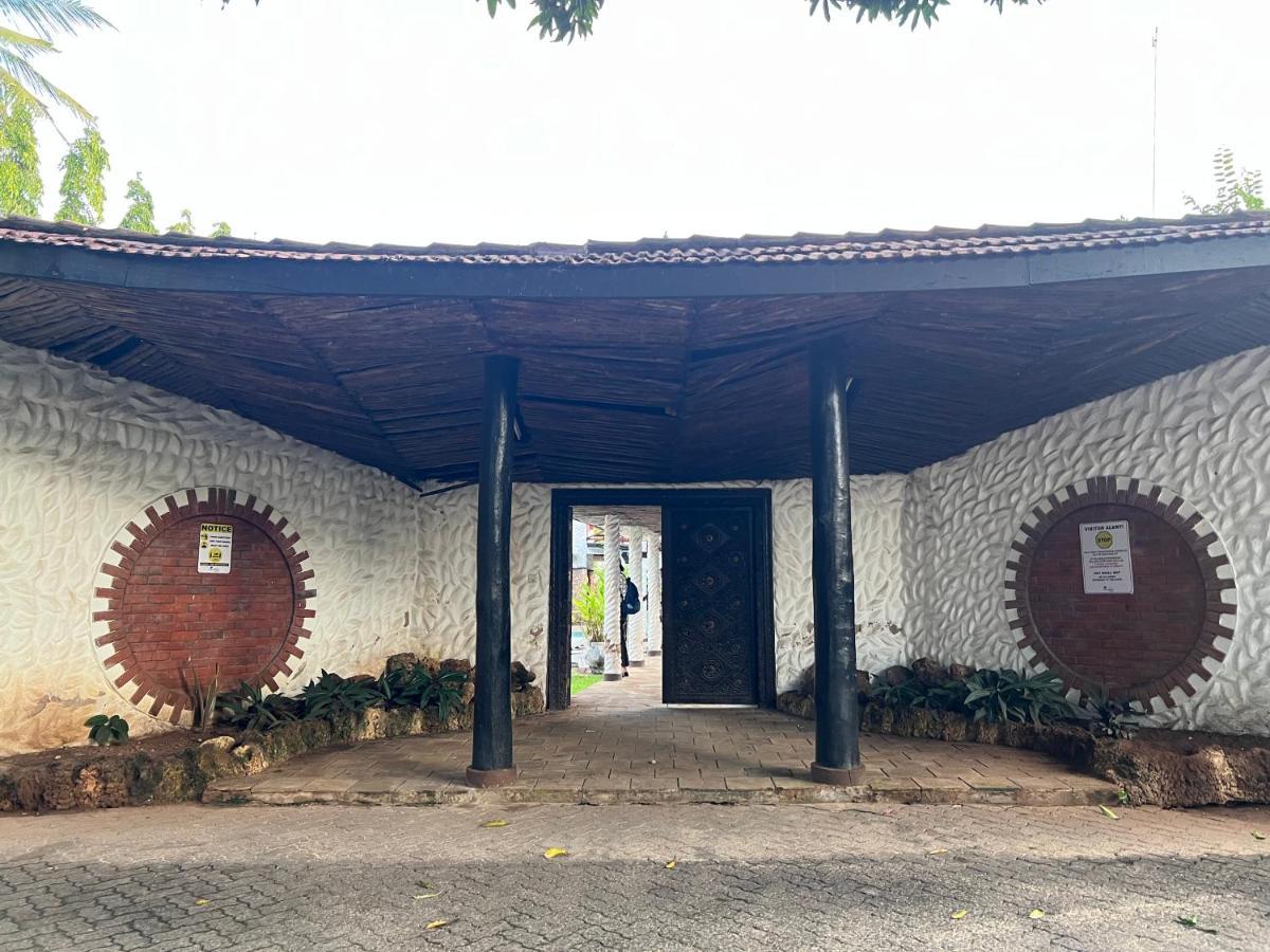 Buddha'S Tree (Adults Only) Mtwapa Exterior photo